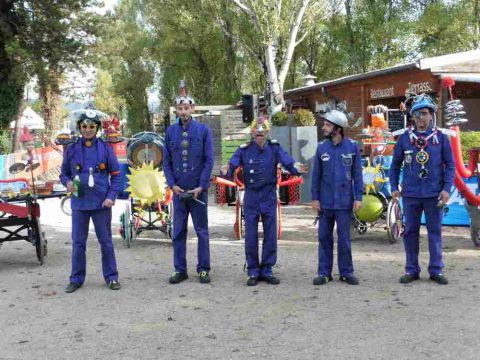 Une manifestation également festive avec cette déambulation musicale des "Pourkoapas"