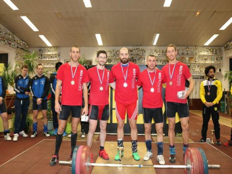 Equipe garçon de gauche à droite : Raphaël Lasbatx, Yann Mancel, Jérôme Ribaud, Gor Sardaryan et Yann Kerautret