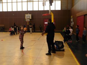 NEWSESTLYONNAIS - USEPIADES BASKET