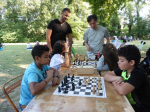 Avinkha Echecs présent à Activ 'Eté au Parc Elsa Triolet